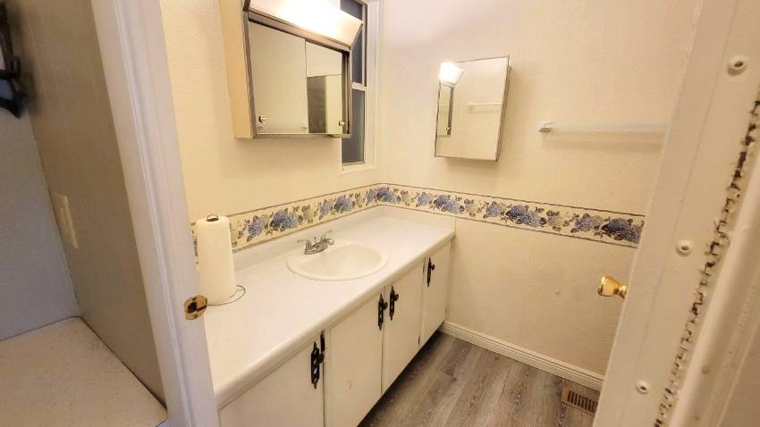 164 Valencia Dr. a Winter, FL Mobile or Manufactured Home for Sale